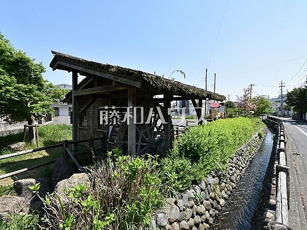 周辺を拡大表示