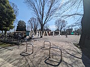 富士森公園こども広場 (230m)