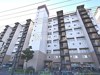 外観:外観 【狛江ハイタウン2号棟】大切なご家族の一員であるペット(細則有)と叶える開放的でゆとりある新生活♪ 外観:外観 【狛江ハイタウン2号棟】大切なご家族の一員であるペット(細則有)と叶える開放的でゆとりある新生活♪