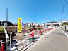 外観：接道状況および現場風景　【調布市東つつじケ丘3丁目】