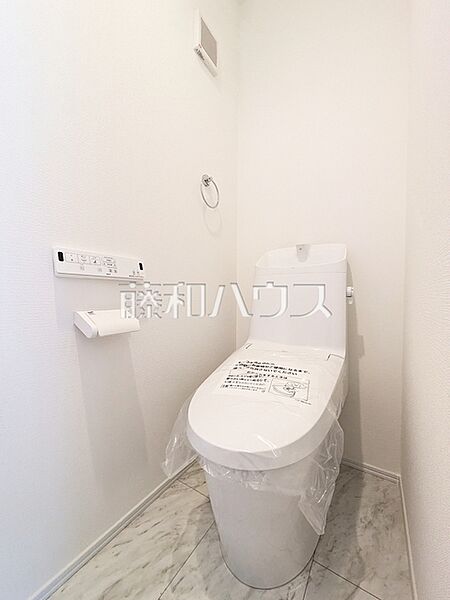 トイレを拡大表示