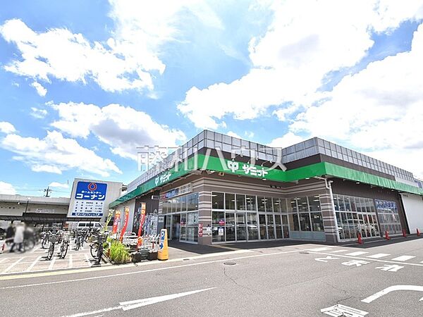周辺を拡大表示
