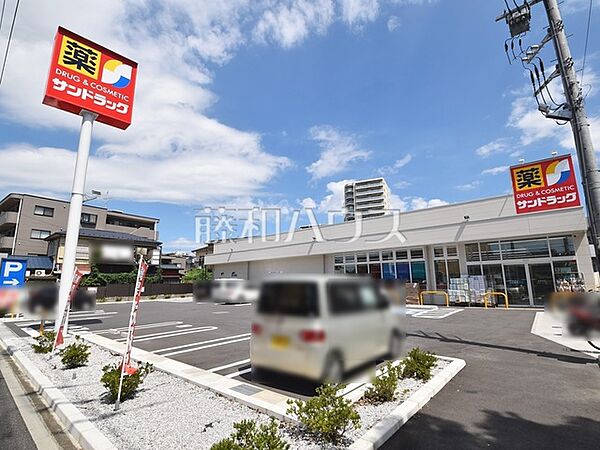 周辺を拡大表示