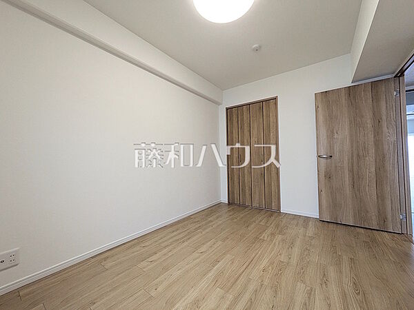 寝室を拡大表示