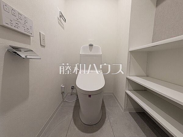 トイレを拡大表示