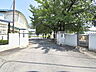 周辺：八王子市立第九小学校 (600m)
