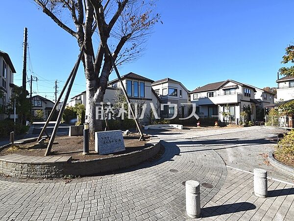 周辺を拡大表示