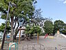 周辺：練馬区立西大泉公園 (1050m)