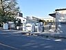 周辺：新座市立東北小学校 (950m)