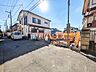 外観：接道状況および現場風景　【東久留米市弥生1丁目】 物件の事、諸費用の事など、小さな疑問もお気軽にご連絡・ご相談下さい。