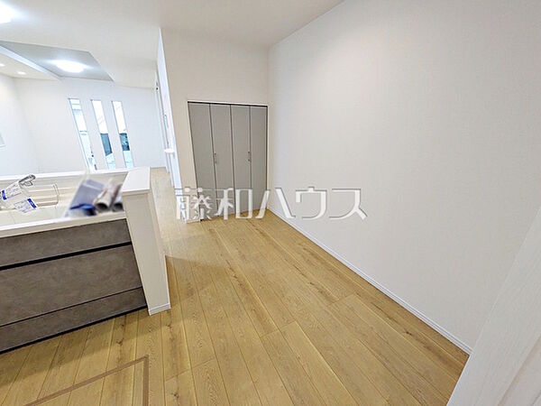キッチンを拡大表示