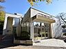 周辺：府中市立四谷図書館 (1080m)