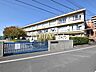 周辺：小平市立小平第四中学校 (950m)