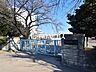 周辺：所沢市立上新井小学校 (350m)