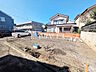 外観：≪現地写真≫東×南側道路、西側通路に面し、三方向に開放感を享受できる立地【調布市国領町5丁目】