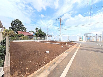 外観:接道状況および現場風景 【東村山市廻田町1丁目】 外観:接道状況および現場風景 【東村山市廻田町1丁目】