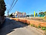 外観：接道状況および現場風景　【小平市学園西町3丁目】