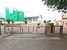 周辺：八王子市立第六中学校 (640m)