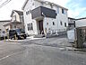 外観：接道状況および現場風景　【所沢市狭山ケ丘2丁目】周辺環境はもちろん、日当たりや設備仕様など、実際に行ってみないと分からないことも多くございます。お気軽にお問い合わせください。