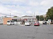 セブンイレブン練馬関町2丁目店 (560m)