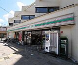 ローソンストア100九条河原町店まで30m
