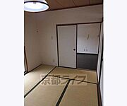 落ち着いた雰囲気のお部屋です
