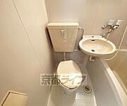 シンプルなトイレです。