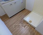 動きやすいスペースを確保したキッチンスペースです。