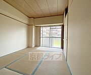 落ち着いた雰囲気のお部屋です