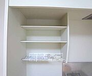 キッチン上の収納です。
