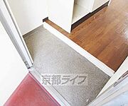 シューボックスも置ける玄関です