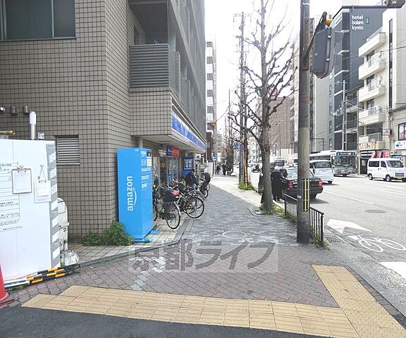 周辺