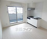 築浅の綺麗な物件です