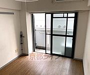 落ち着いた雰囲気のお部屋です
