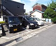 敷地内駐車場です（空き要確認）。
