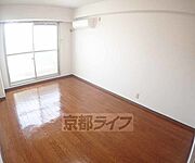 広々としたお部屋です。