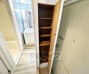 靴収納付きの玄関
