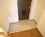 広くシューズボックスも置けます。