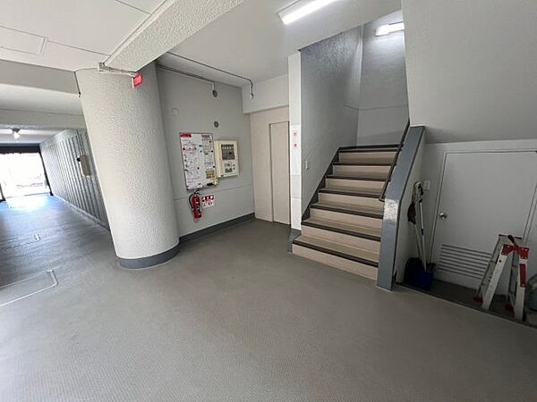 友田町ロイヤルコーポ