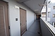 玄関の外