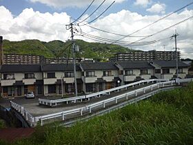 大阪府三島郡島本町東大寺１丁目（賃貸テラスハウス2LDK・1階・59.62㎡） その1