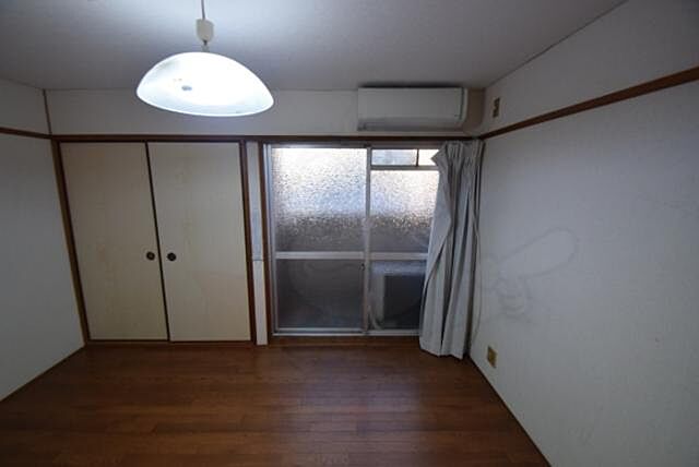 寝室