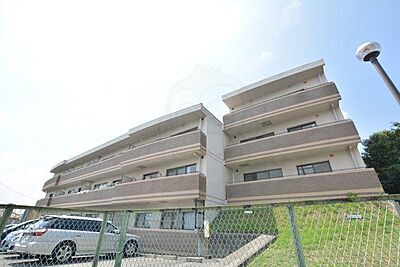 外観:オンライン内覧・現地案内も可能です 外観:オンライン内覧・現地案内も可能です
