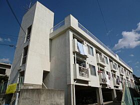 中井マンション 201 ｜ 大阪府高槻市真上町４丁目（賃貸マンション2K・2階・38.00㎡） その1