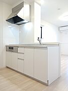 来訪者の姿が確認できます。