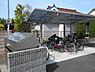 その他：屋根付きの駐輪場です。