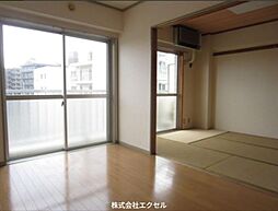 西武拝島線 西武立川駅 徒歩26分の賃貸マンション 4階2DKのリビング/ダイニング