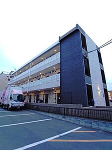 外観:オートロックとセコム完備でセキュリティ万全の物件です。 外観:オートロックとセコム完備でセキュリティ万全の物件です。