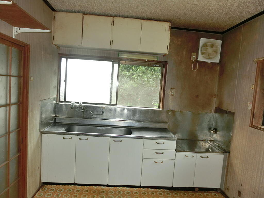 detached 新潟県佐渡市犬神平271