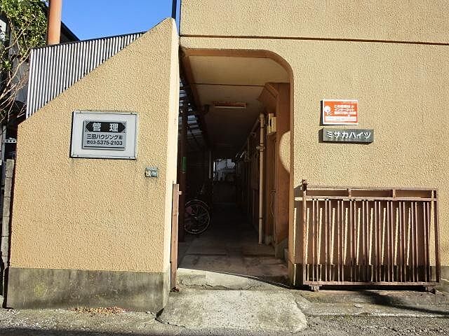 エントランス
